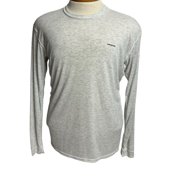 Patagonia Other - Patagonia Men’s Pullover Shirt Sz Large Multi Colors Lightweight Long Sleeves